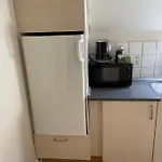 Privatunterkunft Cafe Sallys *